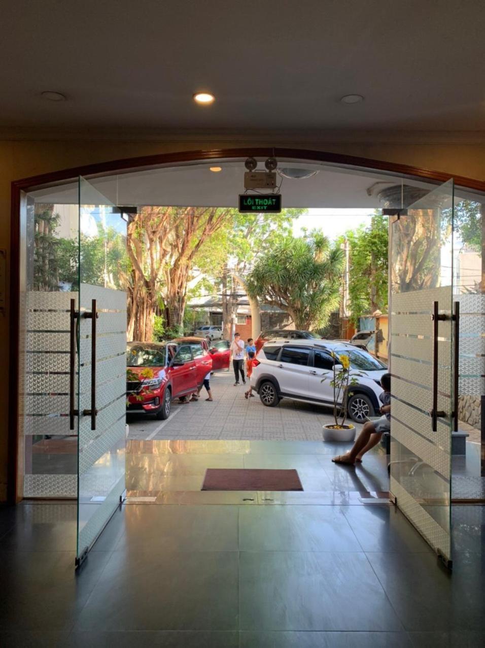 Ha Long Hotel Ho Chi Minh City Exterior photo