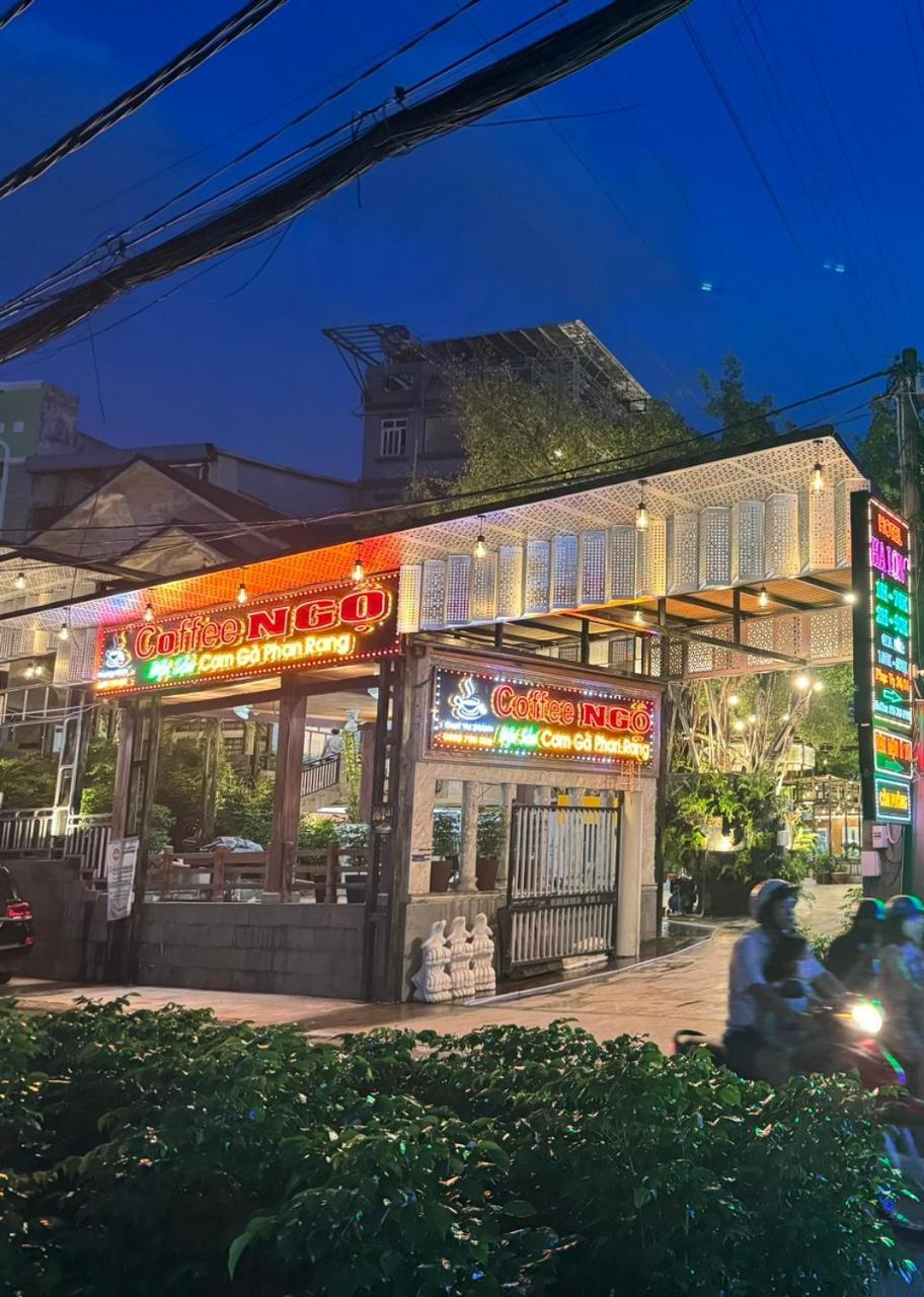 Ha Long Hotel Ho Chi Minh City Exterior photo