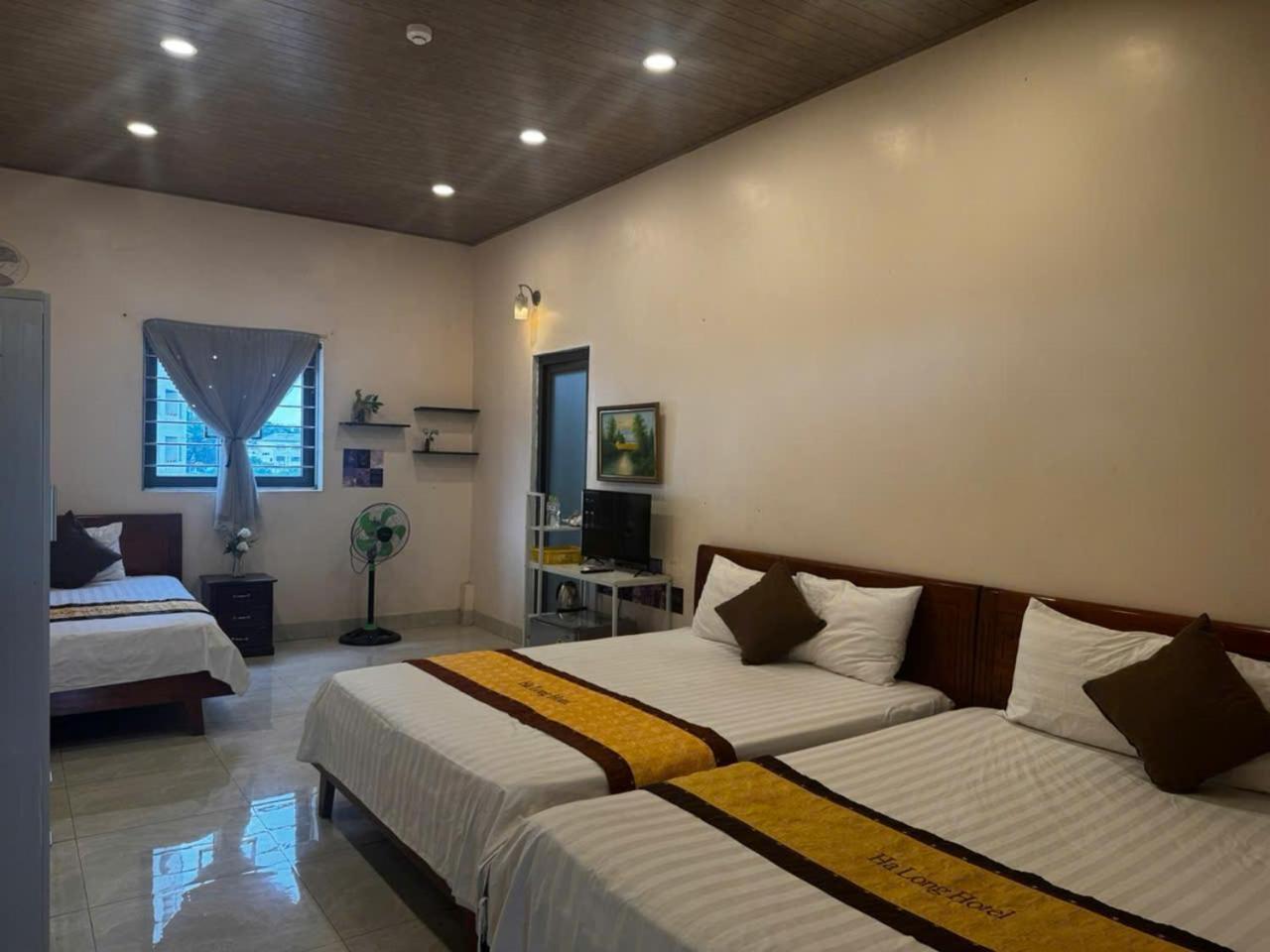 Ha Long Hotel Ho Chi Minh City Exterior photo