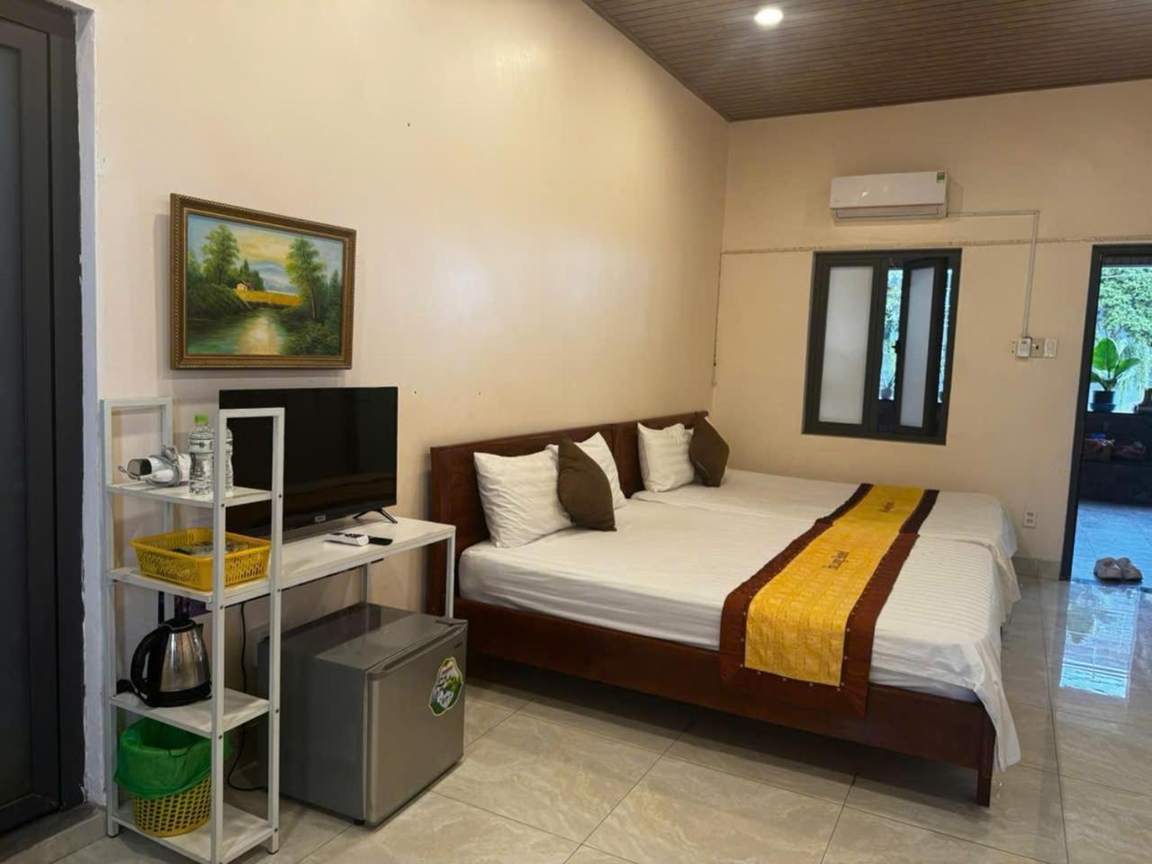 Ha Long Hotel Ho Chi Minh City Exterior photo